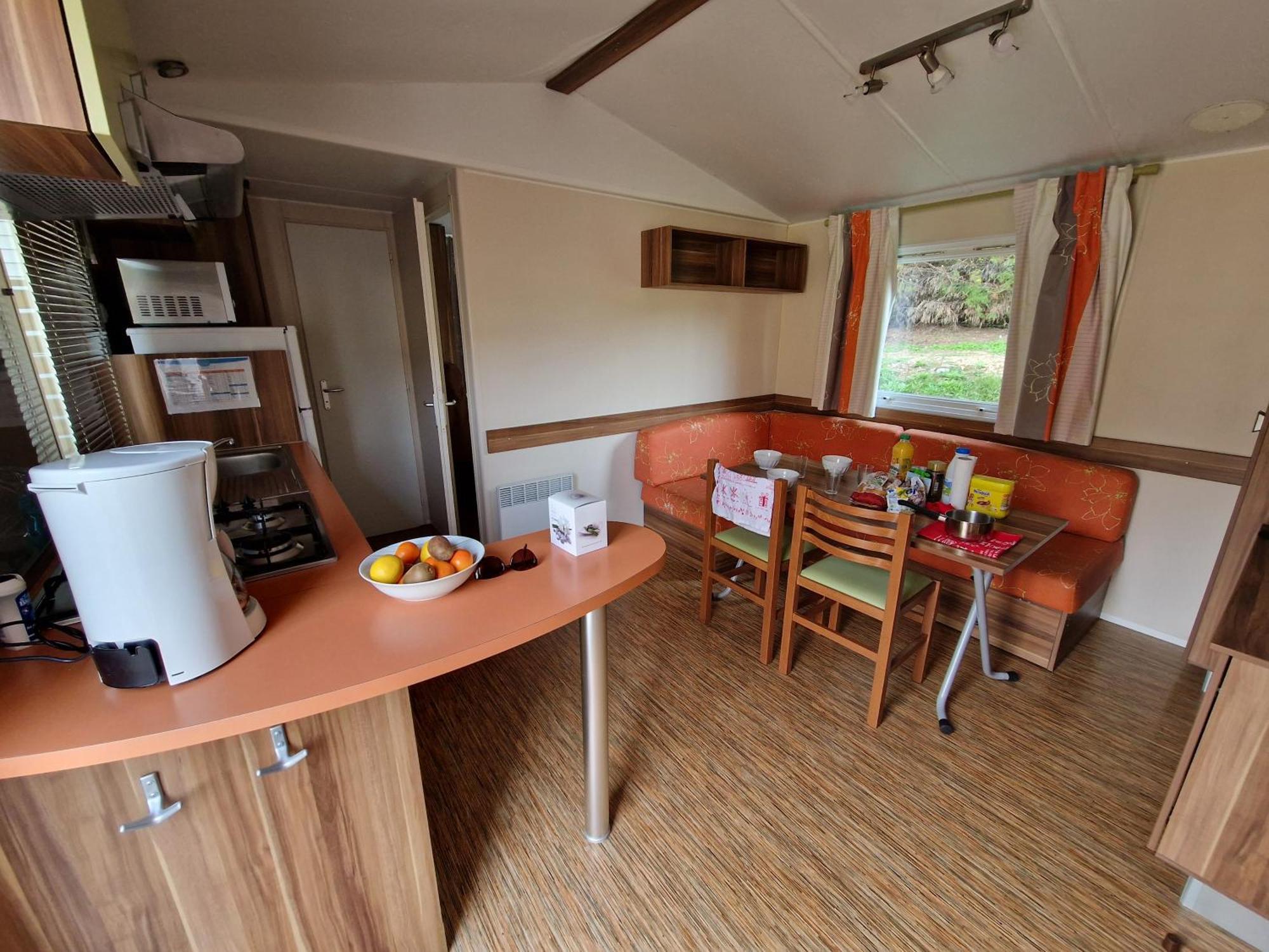 Camping Paradis Marmotel Saint-Geniez-dʼOlt Exterior foto